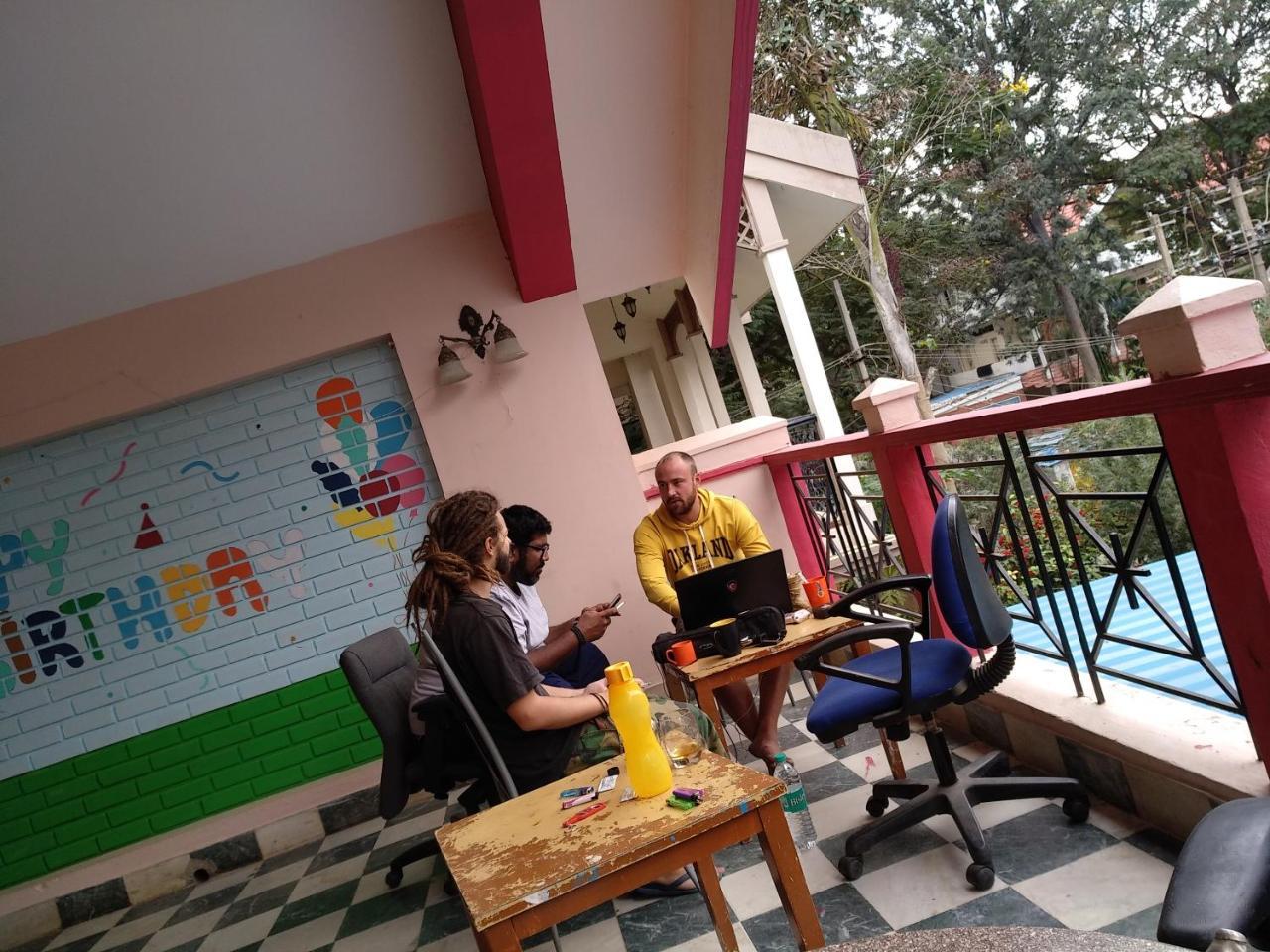 Hackerpacker Backpackers Hostel 班加罗尔 外观 照片